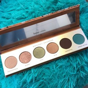 Natural Goddess Eyeshadow Palette